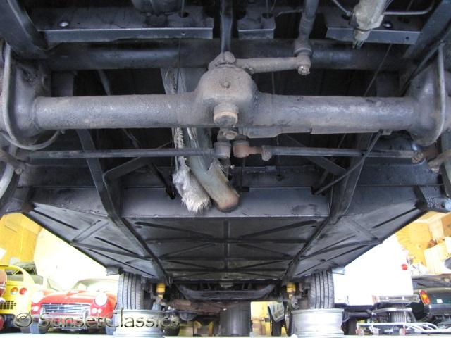 1965-vw-21-window-samba-bus-044.jpg