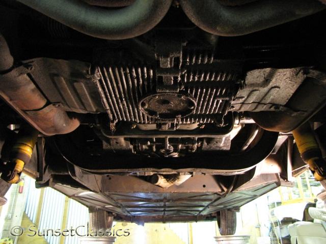 1965-vw-21-window-samba-bus-045.jpg