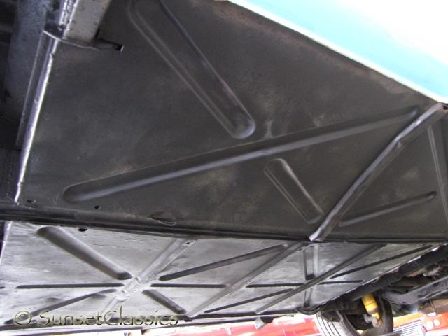 1965-vw-21-window-samba-bus-047.jpg