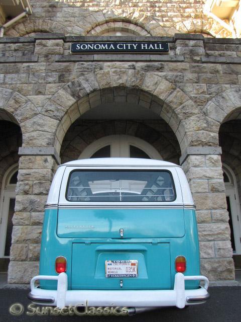 1965-vw-21-window-bus-005.jpg