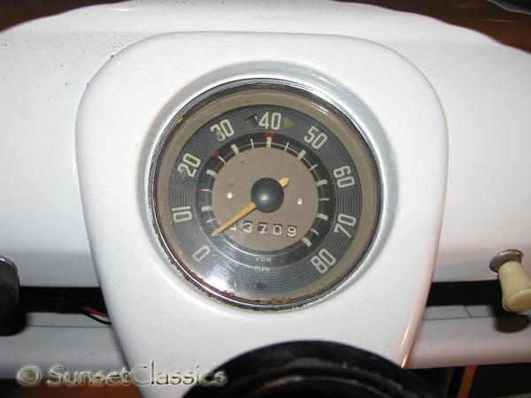 1966-vw-bus-benchseat-887.jpg