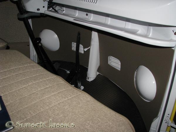 1966-vw-bus-benchseat-902.jpg