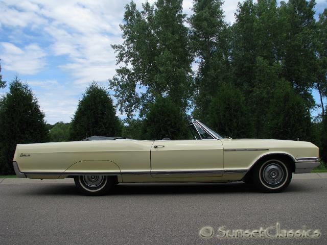 1966-buick-electra-225-convertible-449.jpg