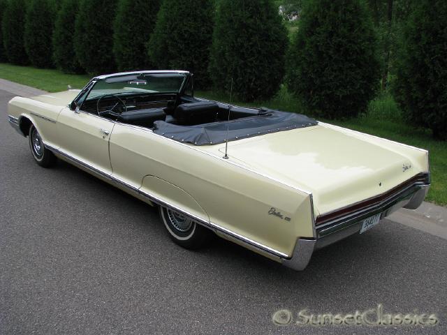 1966-buick-electra-225-convertible-459.jpg