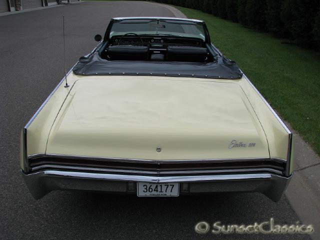 1966-buick-electra-225-convertible-460.jpg
