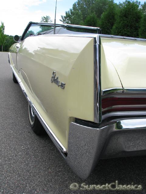 1966-buick-electra-225-convertible-461.jpg