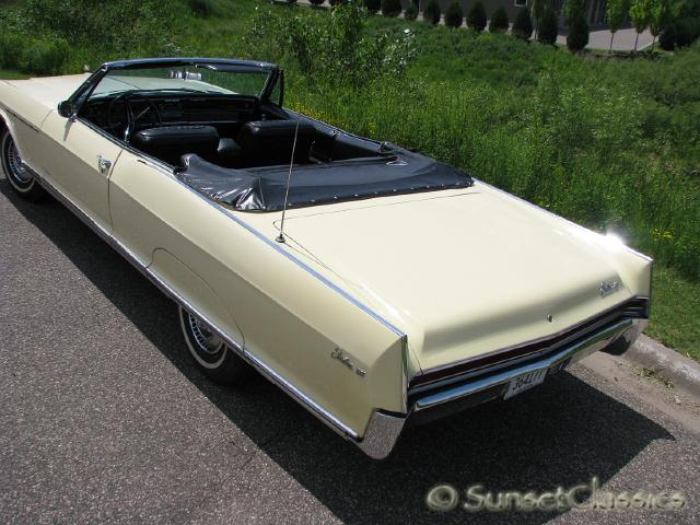 1966-buick-electra-225-convertible-549.jpg