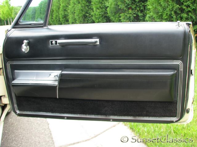 1966-buick-electra-225-convertible-ps-door-panel.jpg