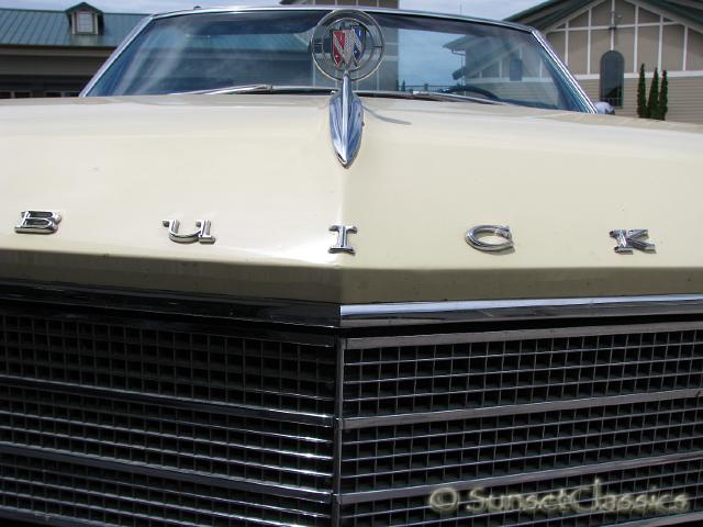 1966-buick-electra-225-front-lettering.jpg