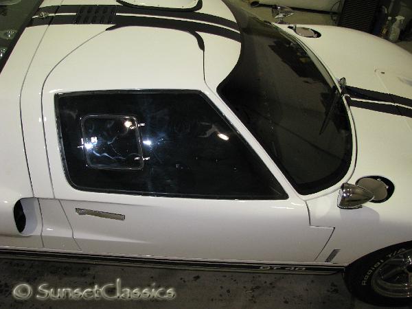 1966-ford-gt40-590.jpg