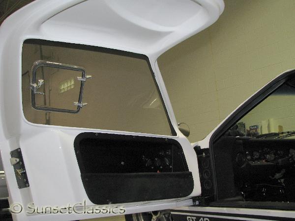 1966-ford-gt40-609.jpg