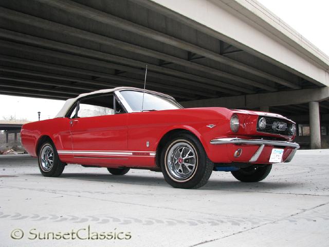 1966-ford-mustang-convertible-067.jpg