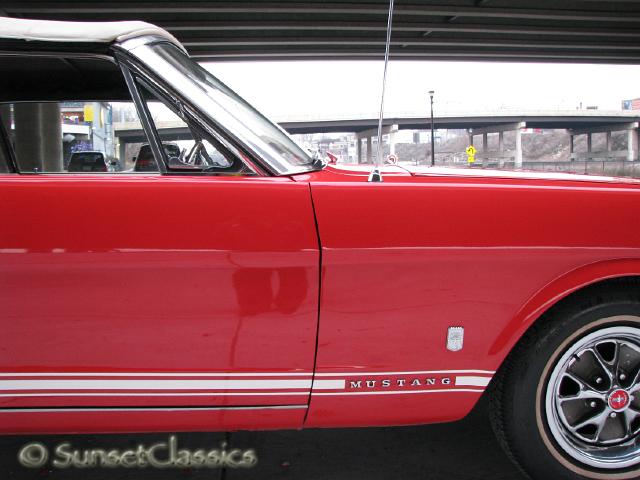 1966-ford-mustang-convertible-156.jpg