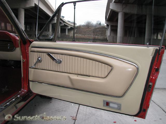 1966-ford-mustang-convertible-111.jpg