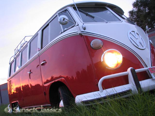 1966-vw-deluxe-bus-330.jpg