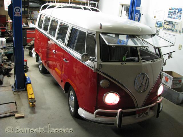 1966-vw-deluxe-bus-483.jpg