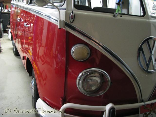 1966-vw-deluxe-bus-493.jpg