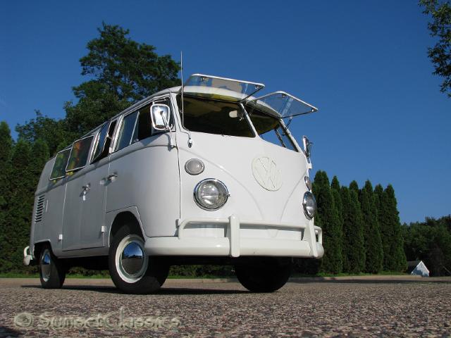 1966-vw-walk-through-bus-1771.jpg