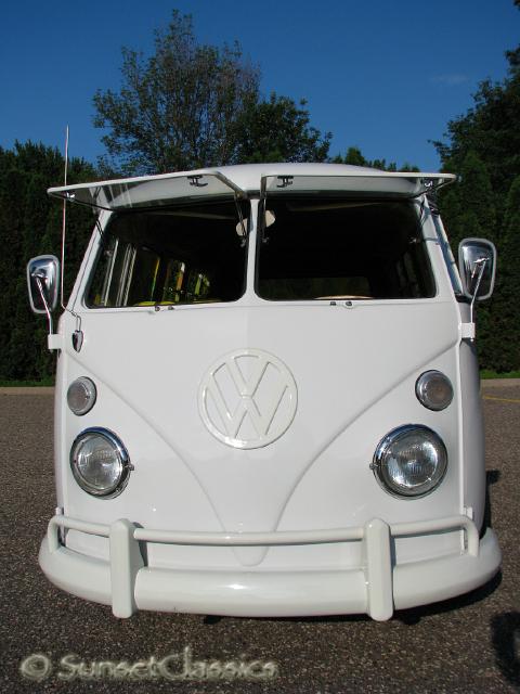 1966-vw-walk-through-bus-1773.jpg