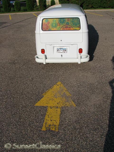 1966-vw-walk-through-bus-1777.jpg