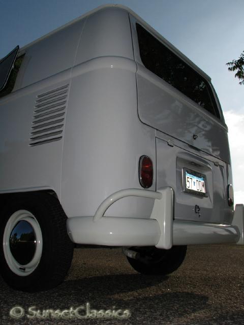 1966-vw-walk-through-bus-1827.jpg