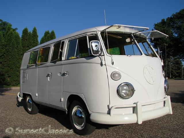 1966-vw-walk-through-bus-1882.jpg