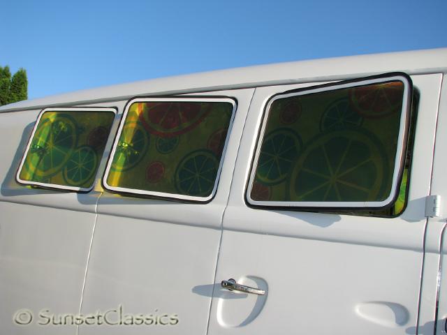1966-vw-walk-through-bus-1892.jpg