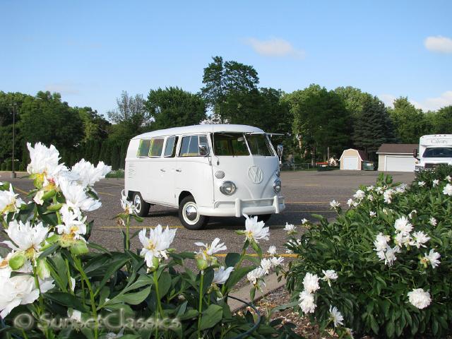 1966-vw-walk-through-bus-706.jpg