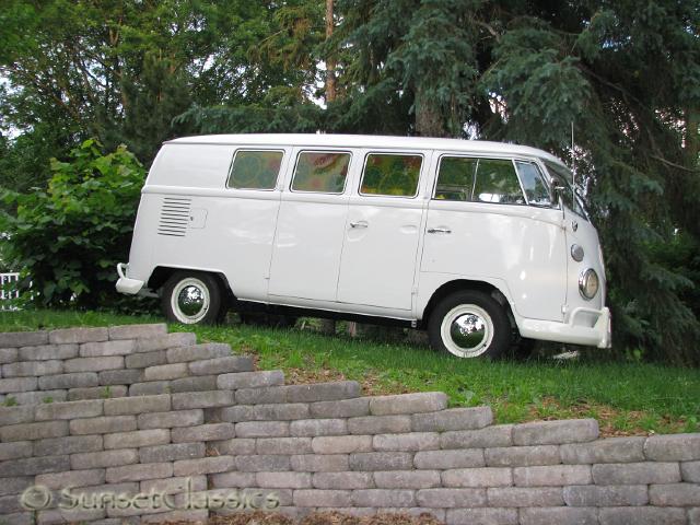 1966-vw-walk-through-bus-719.jpg