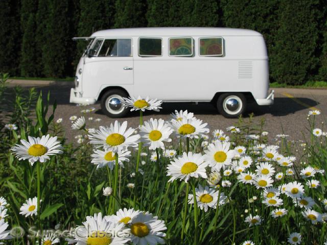1966-vw-walk-through-bus-734.jpg