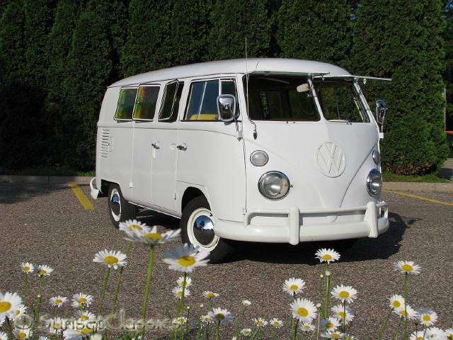 1966-vw-walk-through-bus-756.jpg