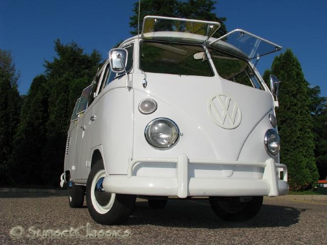 1966-vw-walk-through-bus-765.jpg