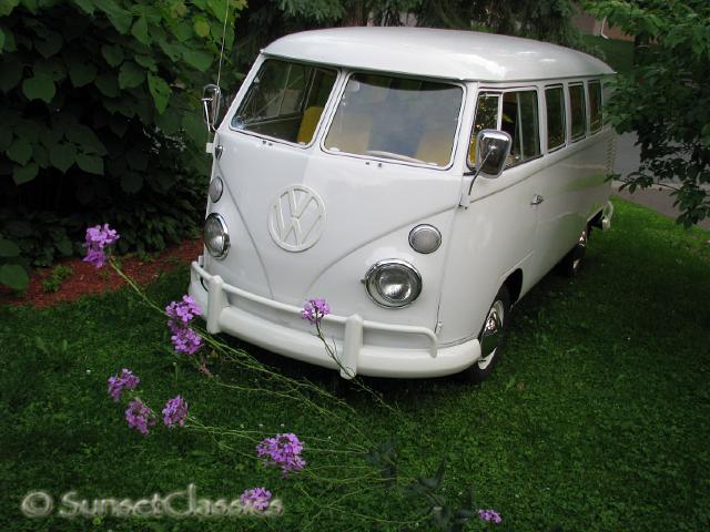 1966-vw-walk-through-bus-773.jpg