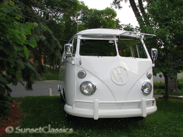 1966-vw-walk-through-bus-797.jpg