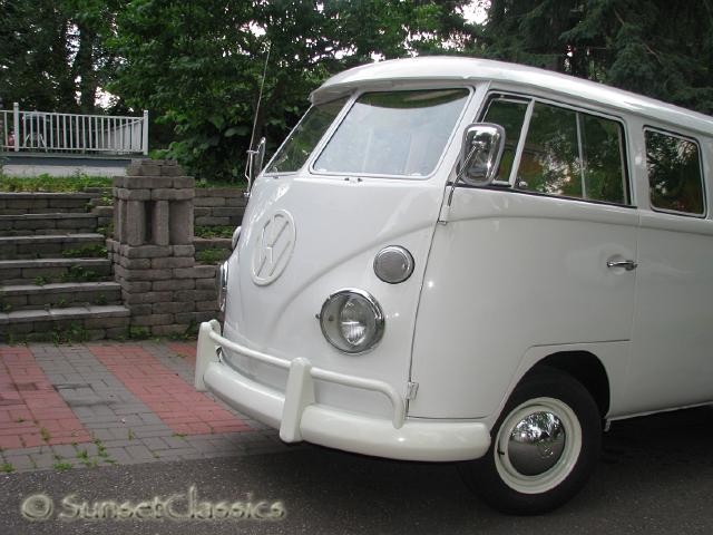 1966-vw-walk-through-bus-896.jpg