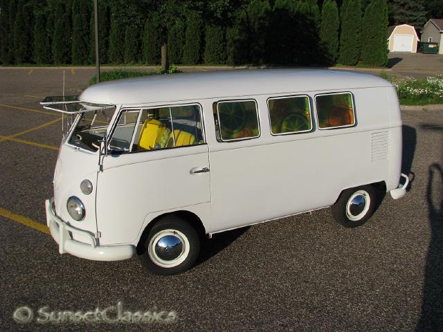 1966-vw-walk-through-bus-941.jpg