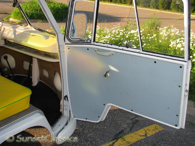 1966-vw-walk-through-bus-043.jpg