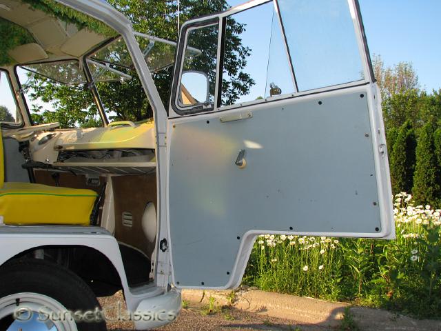 1966-vw-walk-through-bus-044.jpg