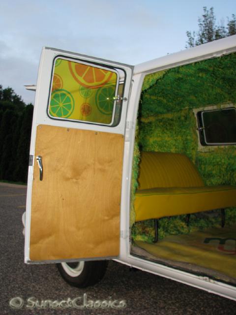 1966-vw-walk-through-bus-138.jpg