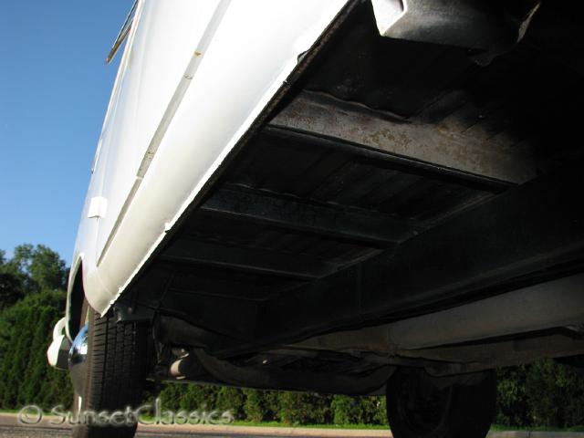 1966-vw-walk-through-bus-1807.jpg