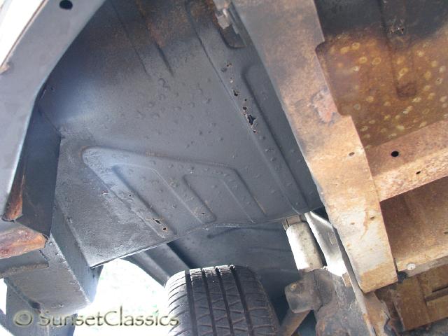 1966-vw-walk-through-bus-852.jpg