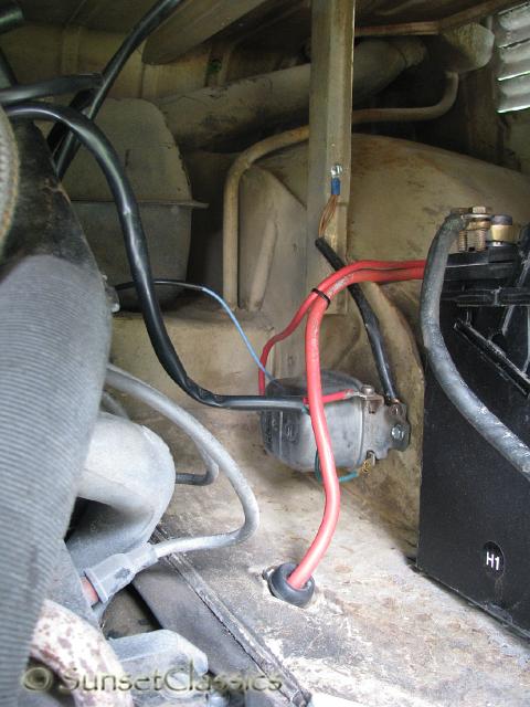 1966-vw-walk-through-bus-887.jpg