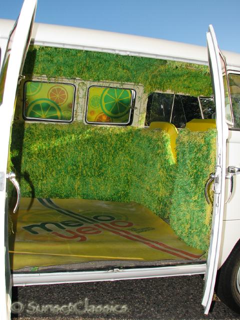 1966-vw-walk-through-bus-895.jpg