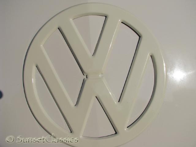 1966-vw-walk-through-bus-956.jpg
