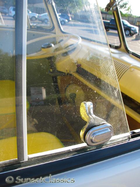1966-vw-walk-through-bus-967.jpg