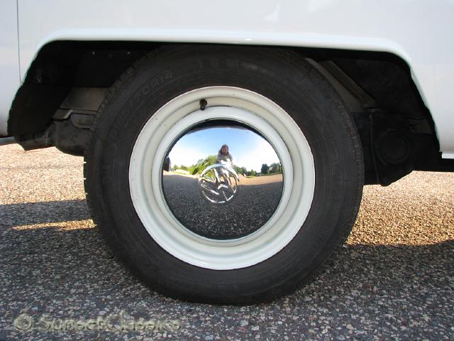 1966-vw-walk-through-bus-979.jpg