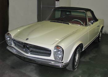 Mercedes Benz 230SL