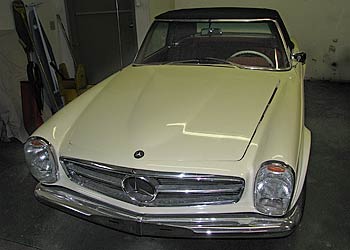 Mercedes Benz 230SL