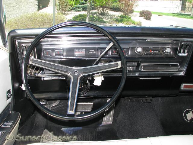1967-buick-riviera-495.jpg