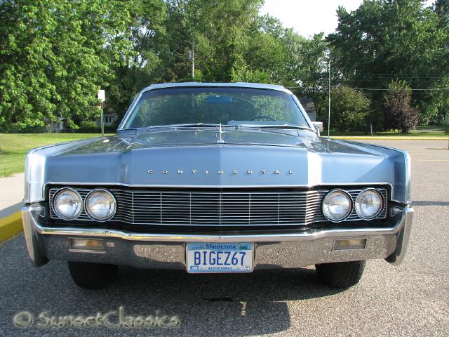 1967-lincoln-convertible-317.jpg